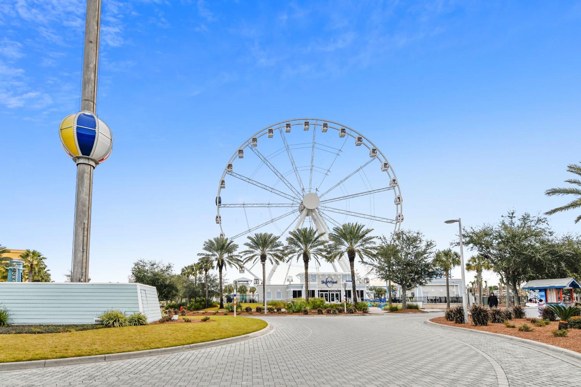 Gone Coastal - Tidewater Beach Resort #2410 By Book That Condo Panama City Beach Exterior photo